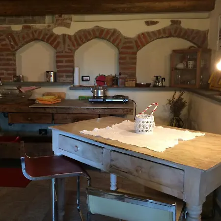 Casa Aiva & Il Ciabutin, In Collina Tra I Vigneti