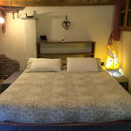 Casa Aiva & Il Ciabutin, In Collina Tra I Vigneti * Pinerolo